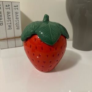 The Farmhouse Strawberry Scented Ceramic Candle Jar - Soy Blend Candle
14 OZ